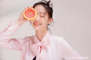 照婚纱照眼睛小怎么办 婚纱照大小眼可以修吗