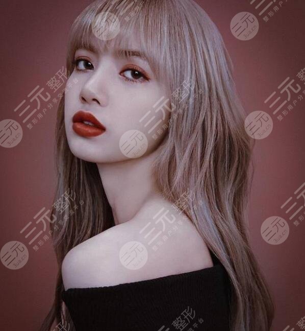 颜值**跻身前列的Lisa，为什么在韩国算是“平平无奇”？